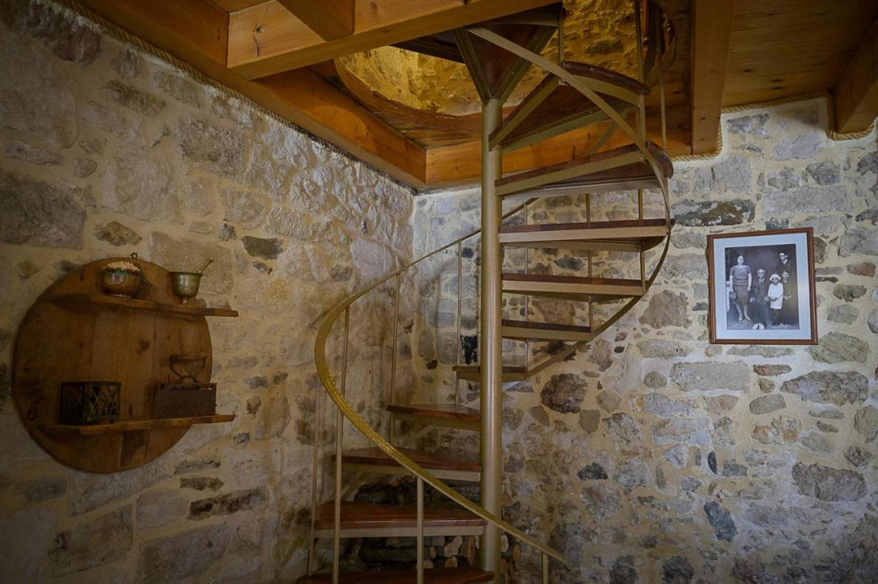 Traditional Stone Mezonete Krousonas  Exterior photo